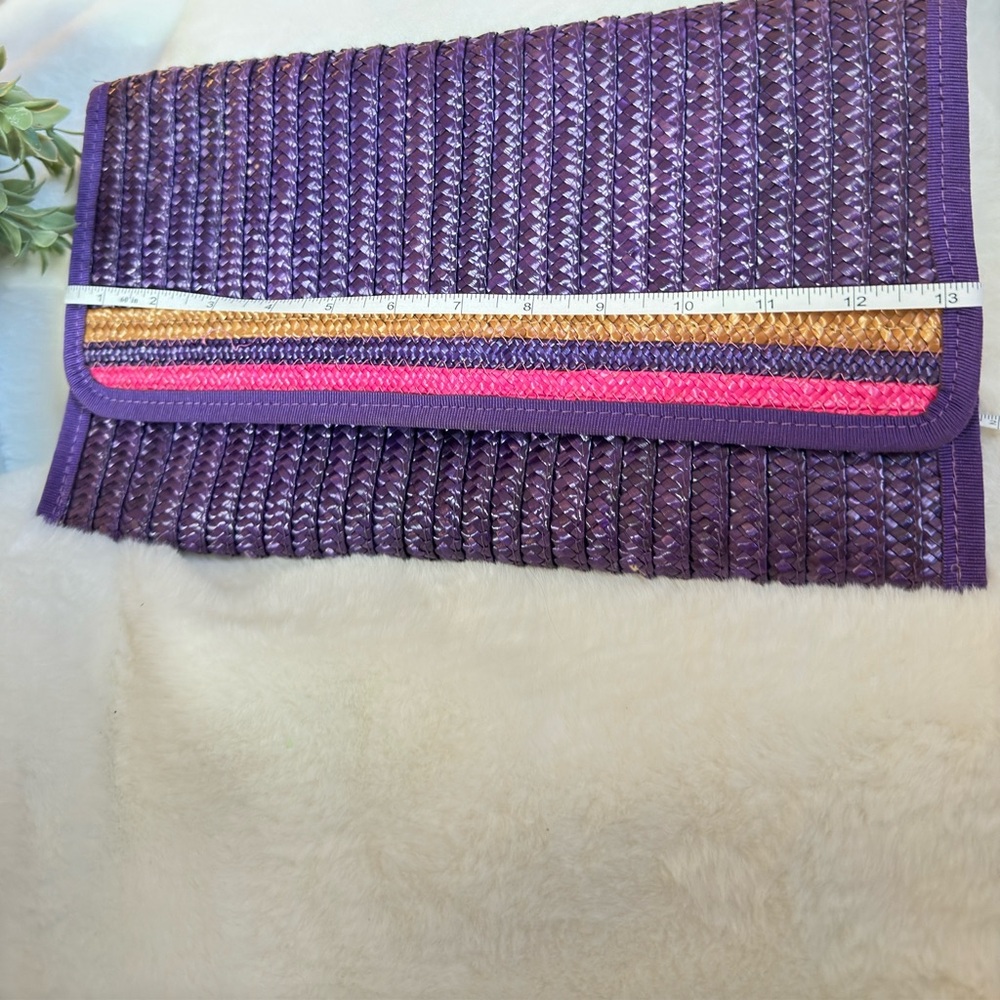 Lovely Bonwit Teller Woven Clucth